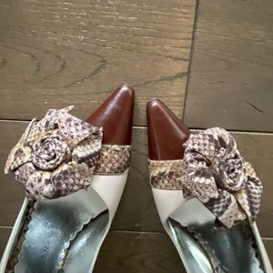 Beverly Feldman Beautiful Leopard/Flower heels, 7